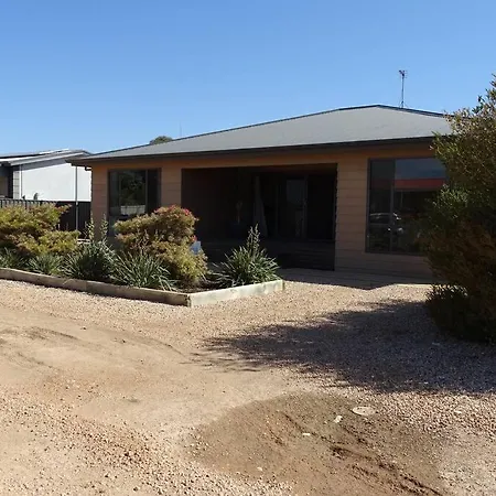 Baydream Villa Port Moonta Exterior photo